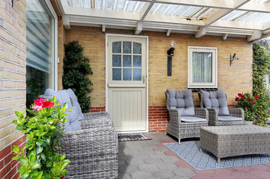 Terrasse - Detached House with Carport in Buitenpost
