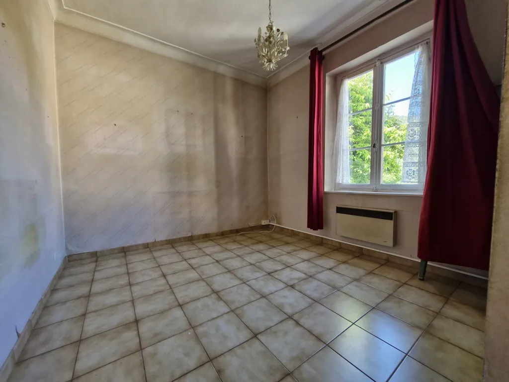 Toad - Duplex House with Two Apartments in Tourrette-Levens
