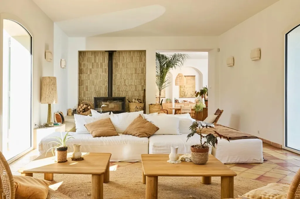 Elutuba - Rustic Bastide with Pool in Puyricard