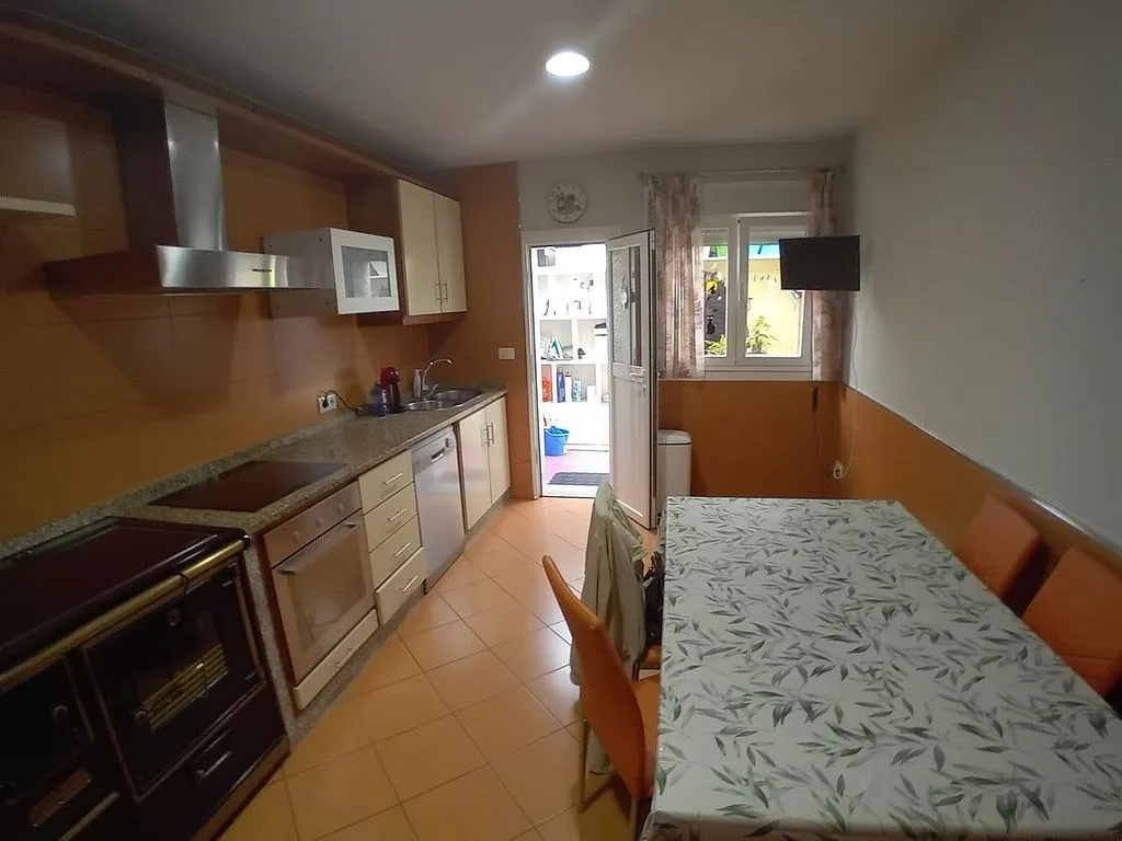 Cuisine - Modern House with Terrace in Mondariz