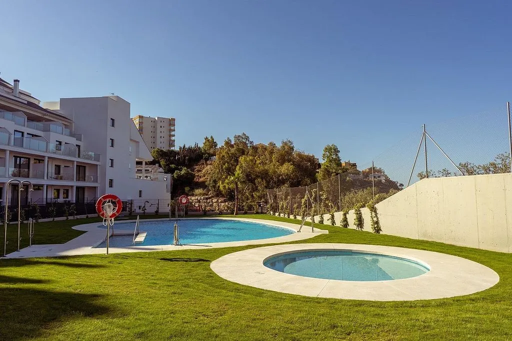 Piscine - 2-Bedroom Apartment with Pools in Torreblanca