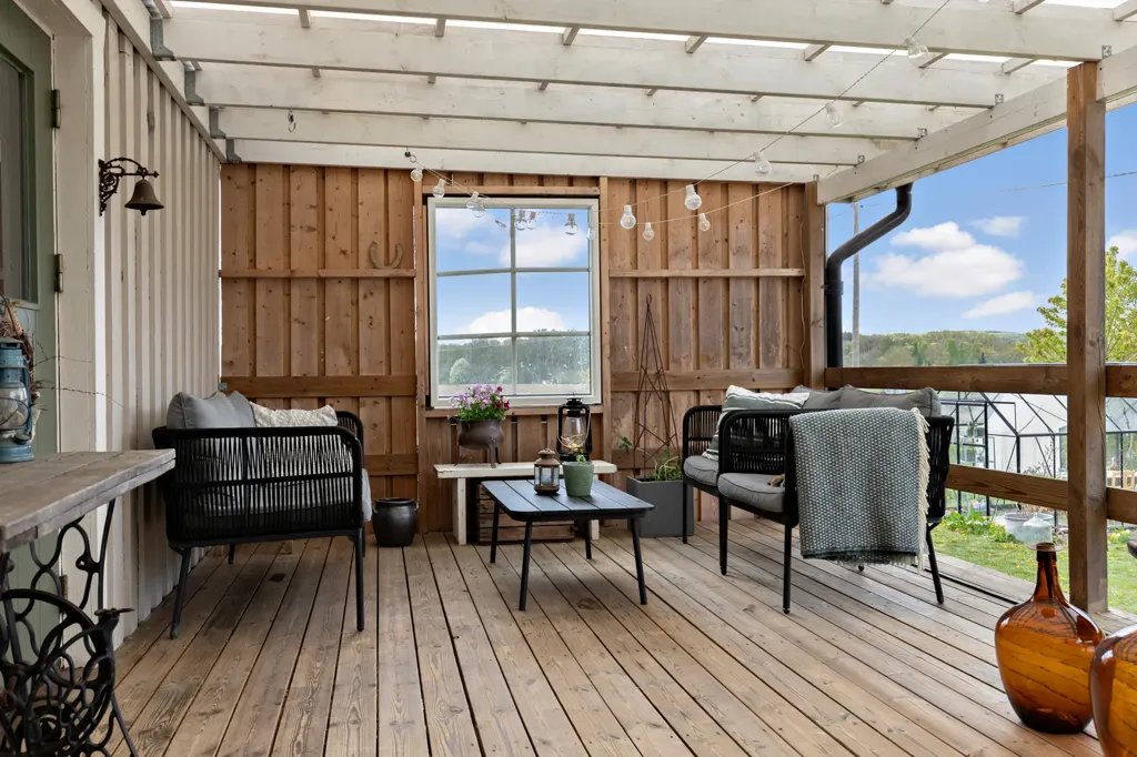 Terrasse - Charming 1937 House with Garden in Östra Vram