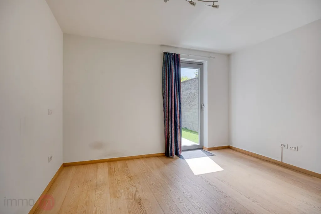 other_room