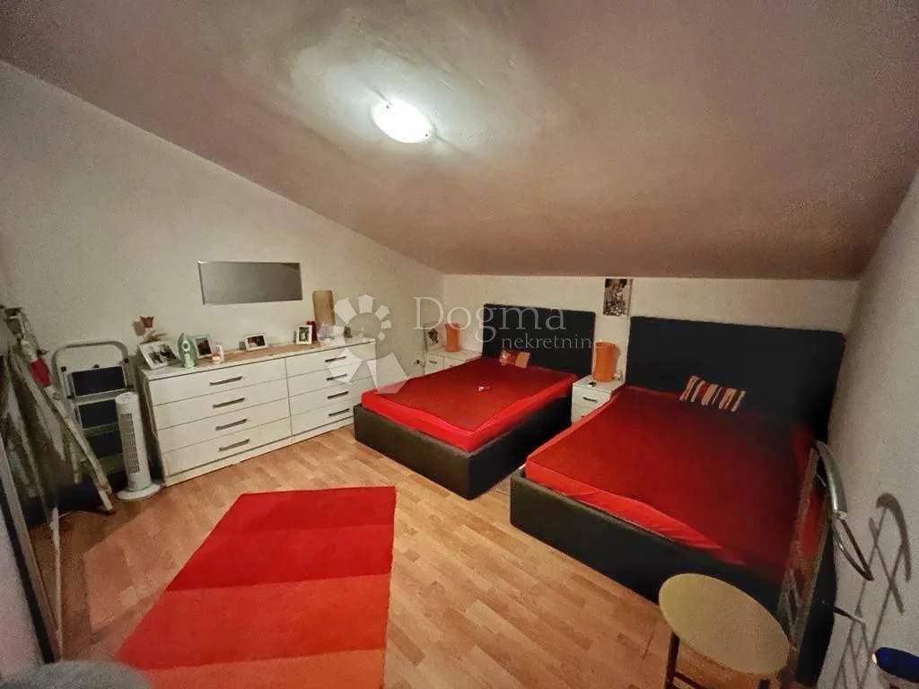 Magamistoad - Apartment House with Pool in Ližnjan