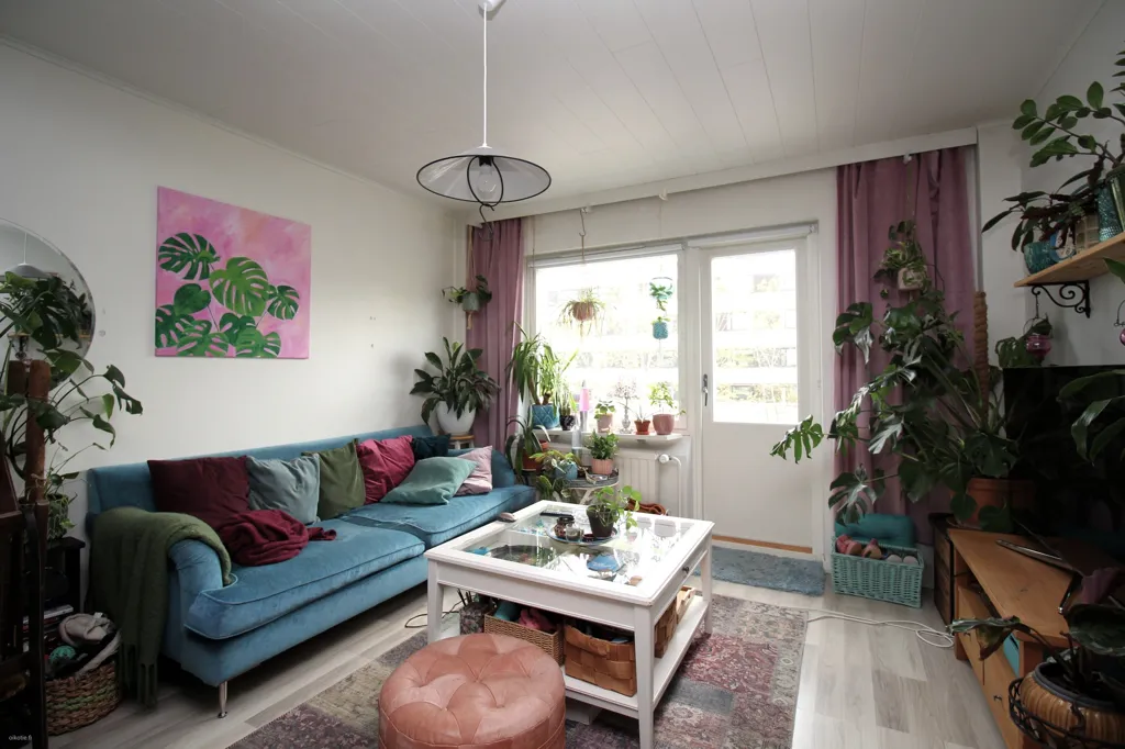 Elutuba - Flats with River Views in City Centre