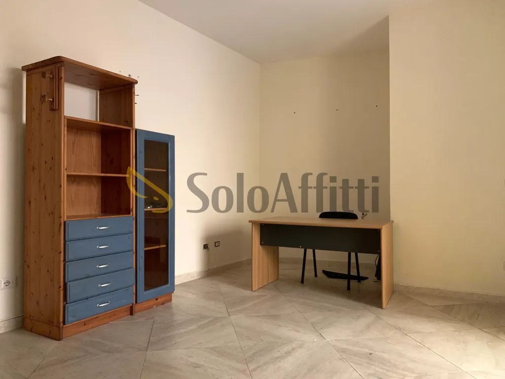 Kabinet - Office in Historic Centre, Catanzaro