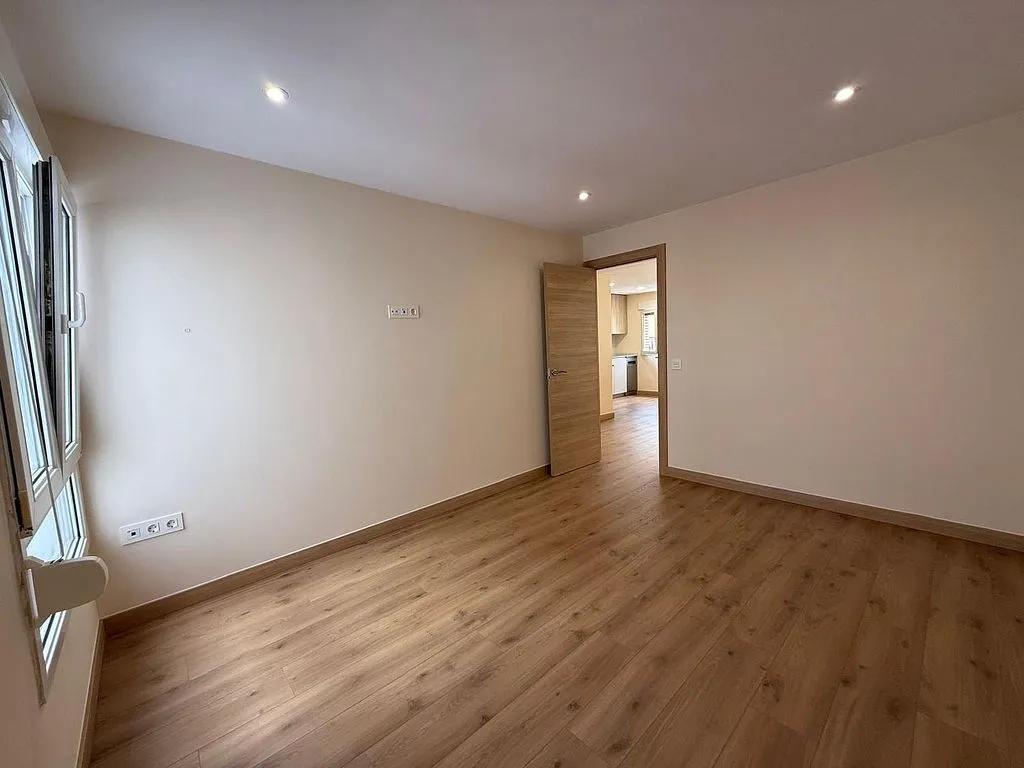 Toad - Apartment with South Orientation in Gijón