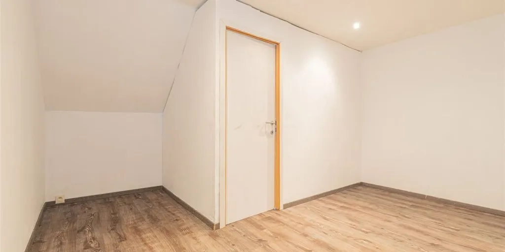 Habitaciones - One-Bedroom Apartment with Garage in Boom