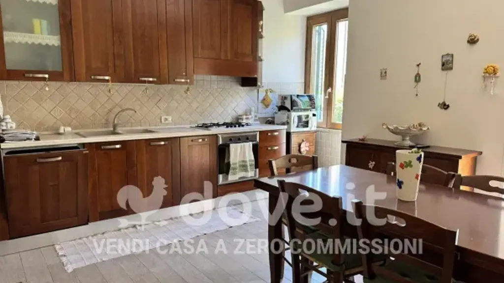 Köök - Rustic Semi-Detached Villa in Itri