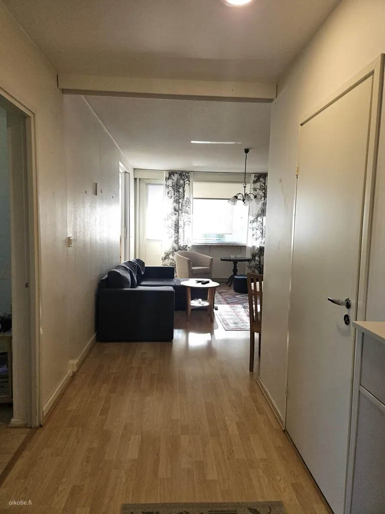 Entrée - Apartment with Renovated Bathroom in Rauma