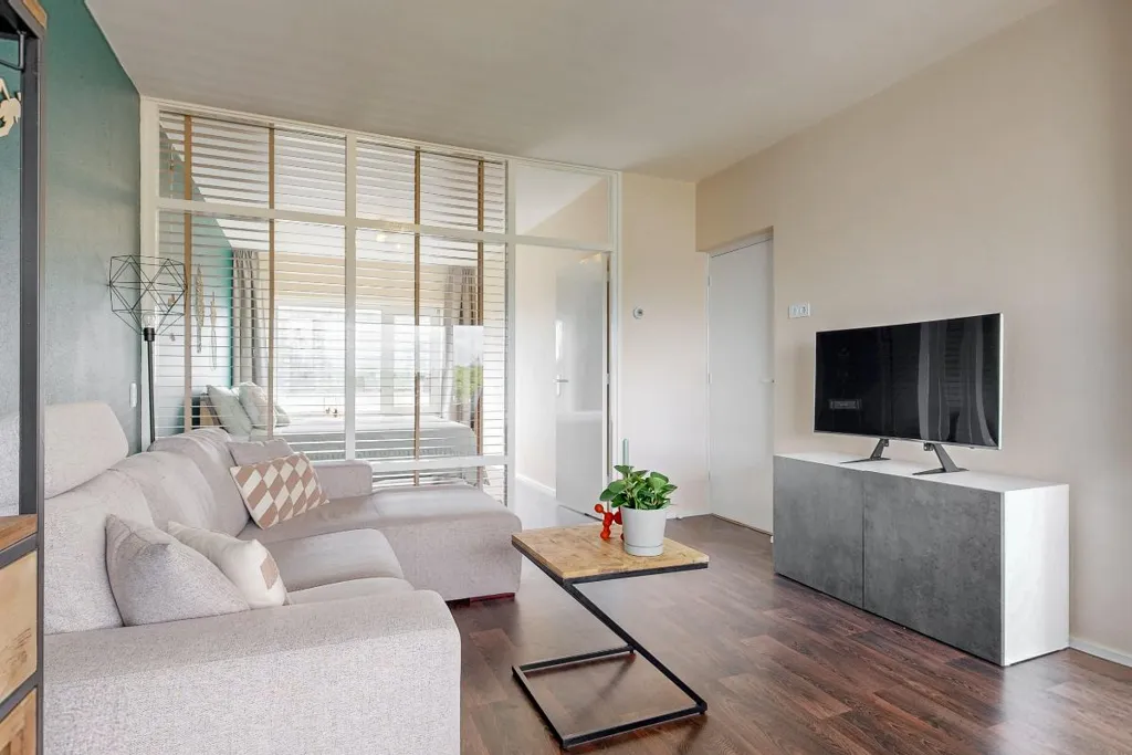 Elutuba - Rietveld-Designed Flat with Balcony in Utrecht