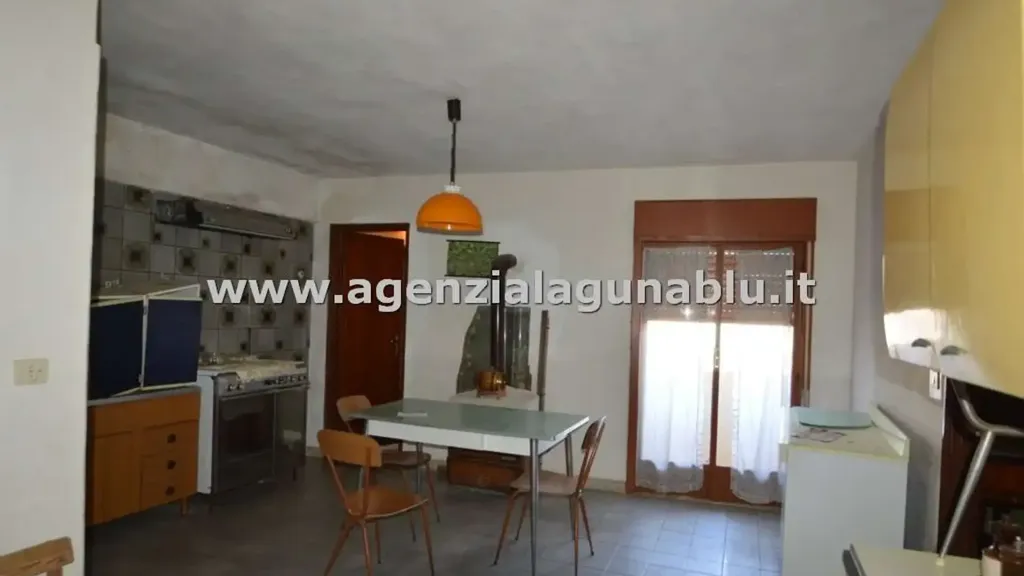 Söögituba - Villa with Multiple Units in Mazara del Vallo