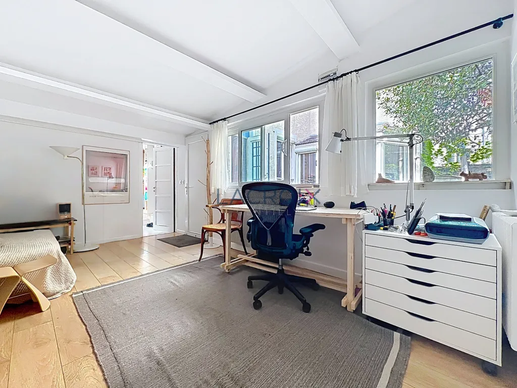 Office - Charming House with South-Facing Terrace in Gentilly