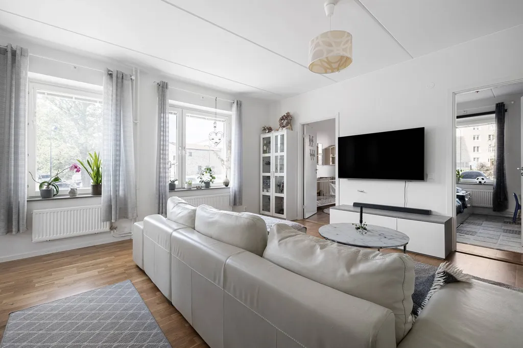 Elutuba - Open-Plan Flat with Balcony in Central Kallhäll