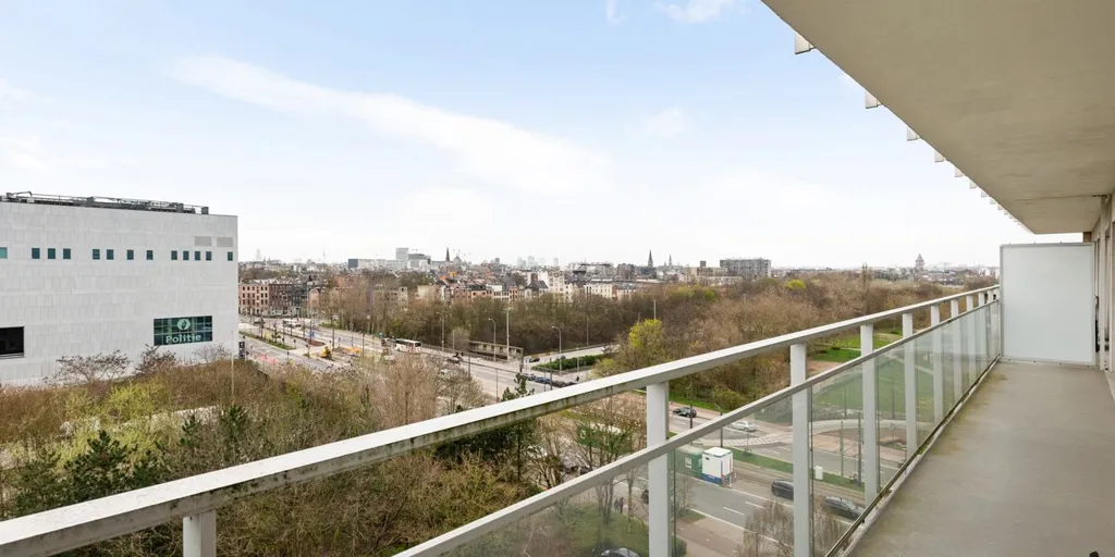 Balcon - Appartement avec terrasse au 9e étage à Anvers