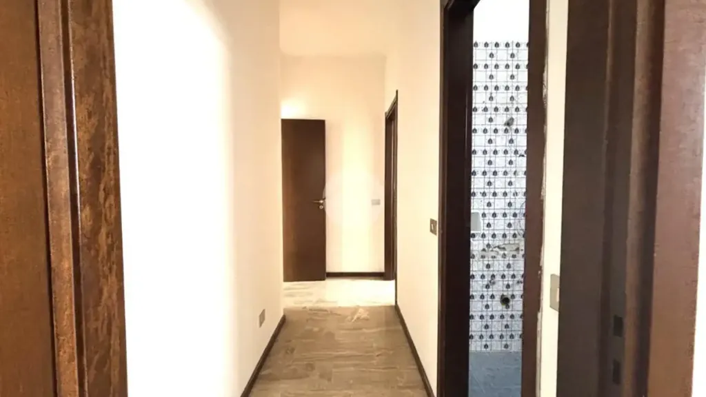 Esik - Apartment with Terrace in Opera, Milan