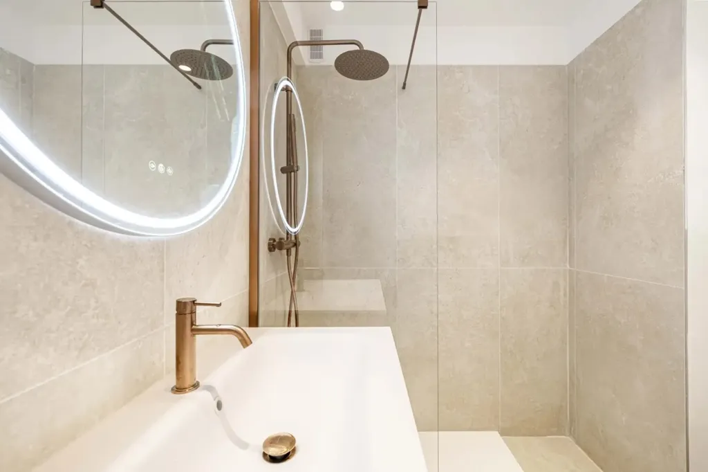 Salles de bain - Appartement Rénové avec Terrasse à Nice - Cimiez