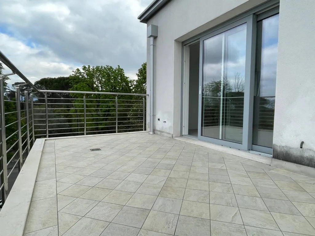 Balcony - Modern Villa with Garden in Poggio Imperiale, Florence