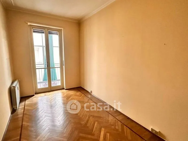 Toad - Spacious Apartment with Balcony in Crocetta, Turin