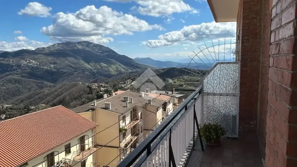 Balcon - Apartment with Panoramic Balcony in Bellegra