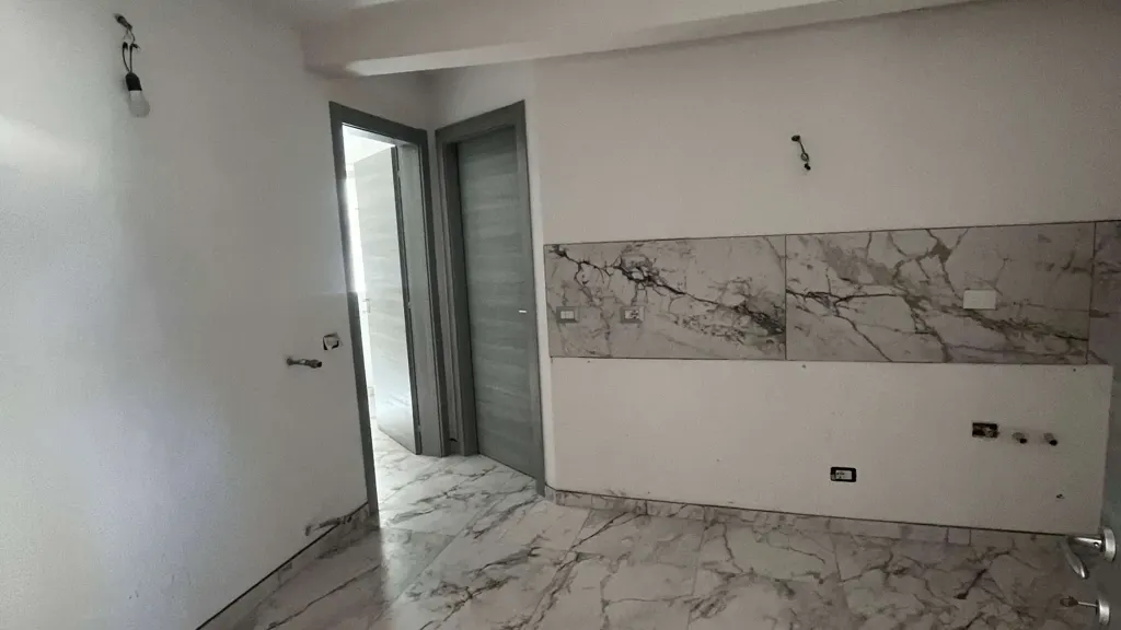 Entrée - Fully Rented Semi-Detached Villa in Bibbiano