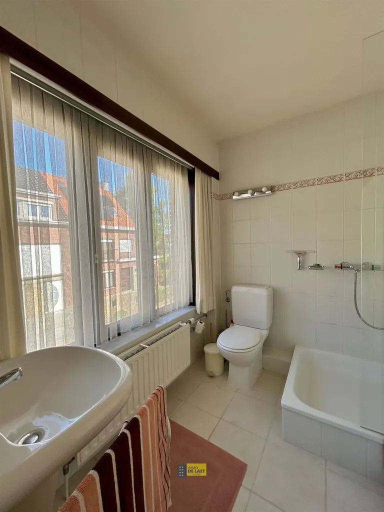 4-bedroom house in Hoevenen