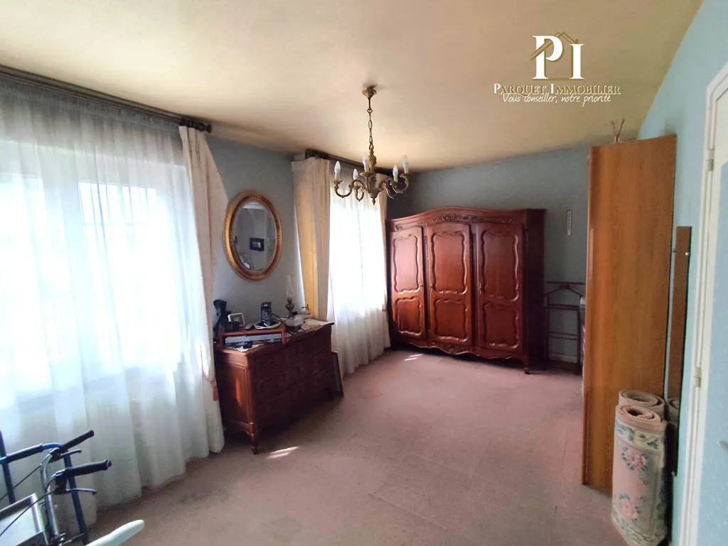 Magamistoad - Detached Bungalow with Garden in Albert