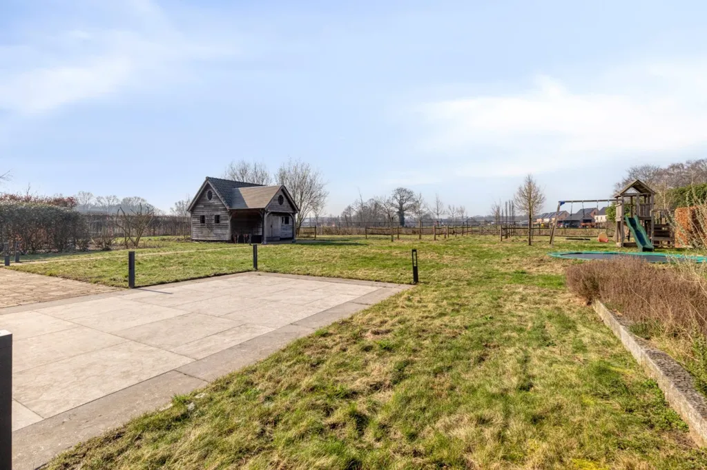 Jardin - Villa Récemment Construite avec Terrasse à Westerlo