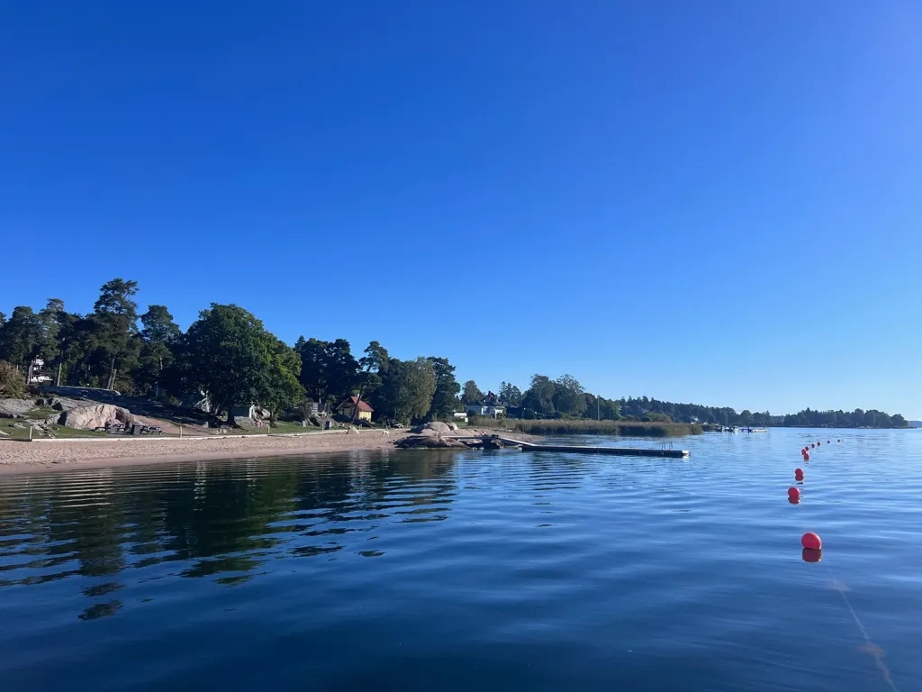 Strandtomt with Marina in Österskär