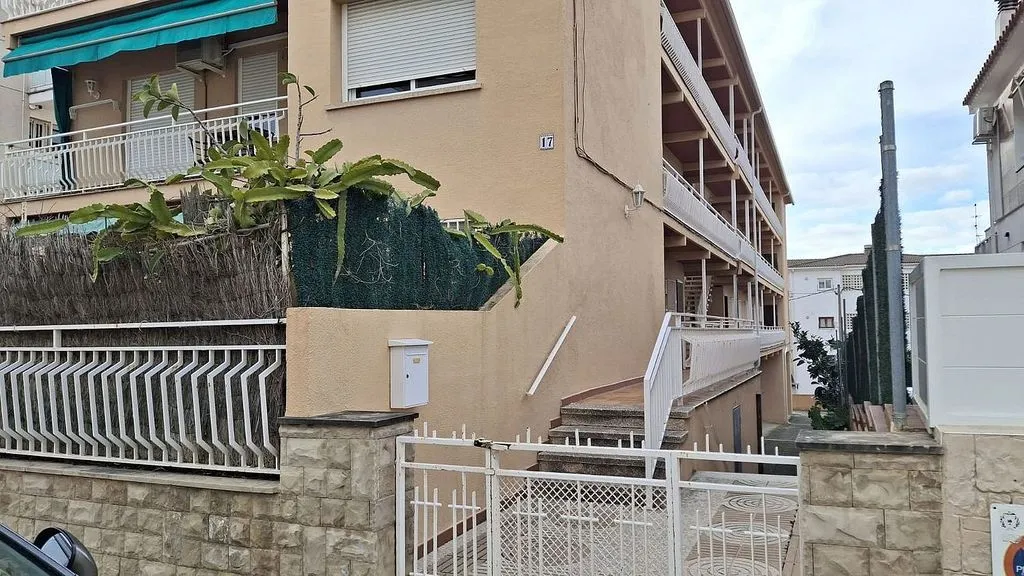 Exterior - Studio with Terrace in Coma-Ruga
