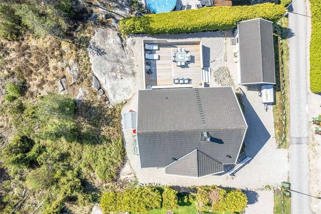 Villa with Garden on Lökholmen