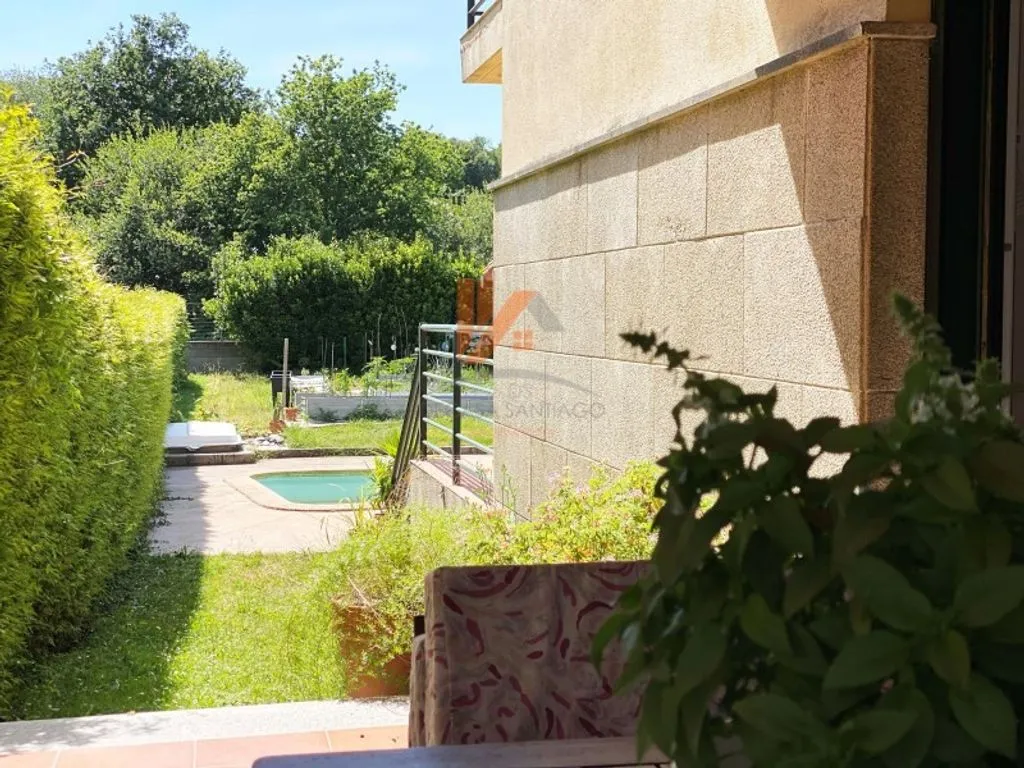 Bassein - Chalet with Pool in Luou, Teo