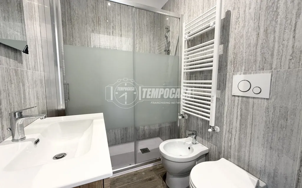 Salles de bain - Student-Friendly Flat with Balcony in Turin