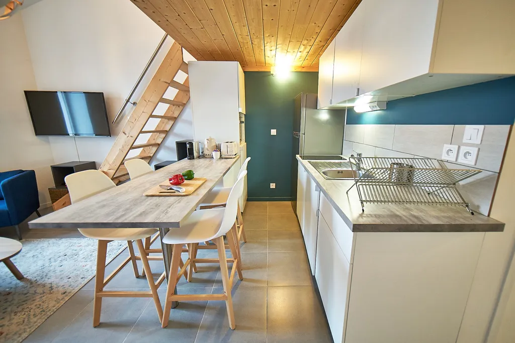 Cuisine - Immeuble Mixte avec Local Commercial à Oullins