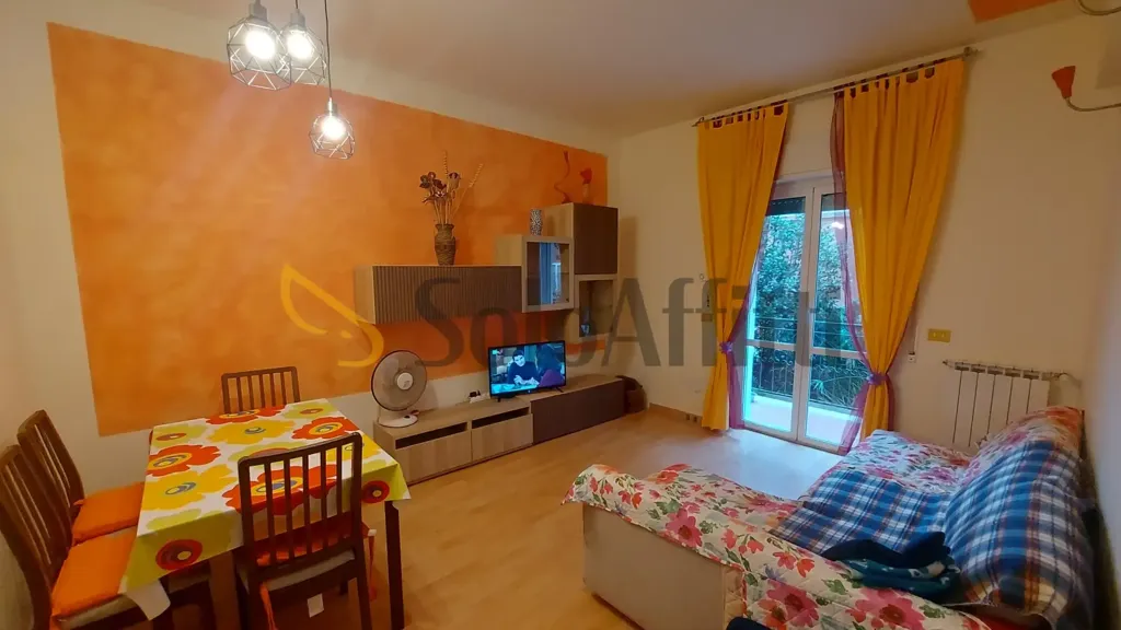 Soggiorno - Spacious Trilocale with Outdoor Space in Ladispoli