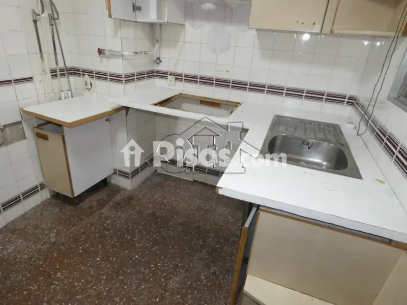 Cuisine - Spacious Apartment with Terrace in Usera, Madrid