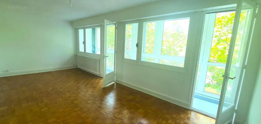 Stanze - Bright 3-Bedroom Apartment in Le Havre Centre