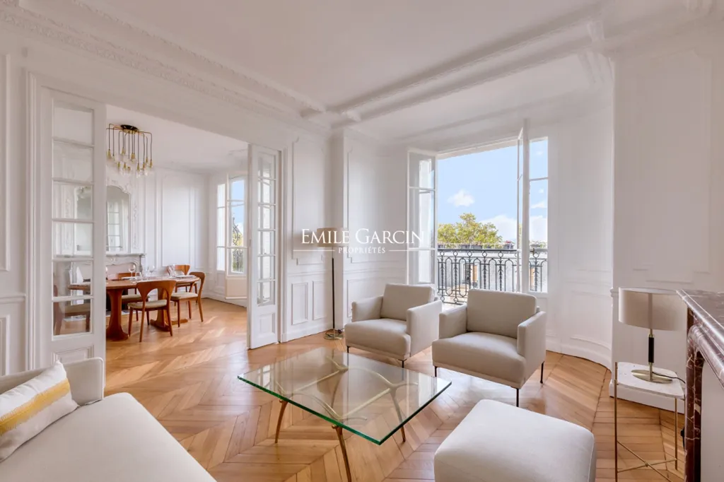 Elutuba - Paris Apartment with Tour Eiffel View