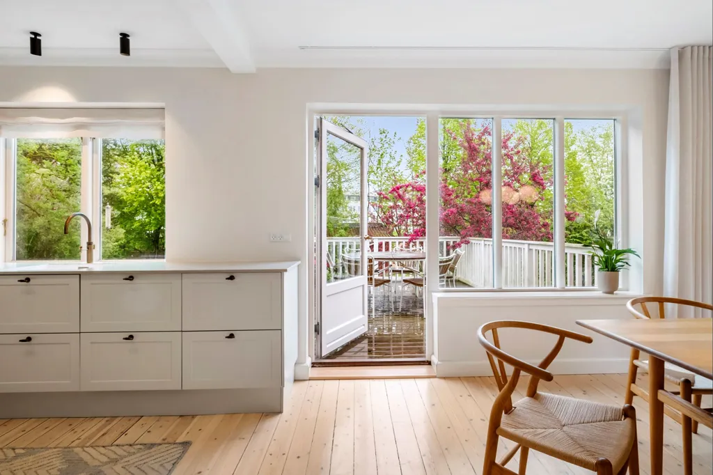 Cuisine - Modernised Villa with Forest View in Hillerød