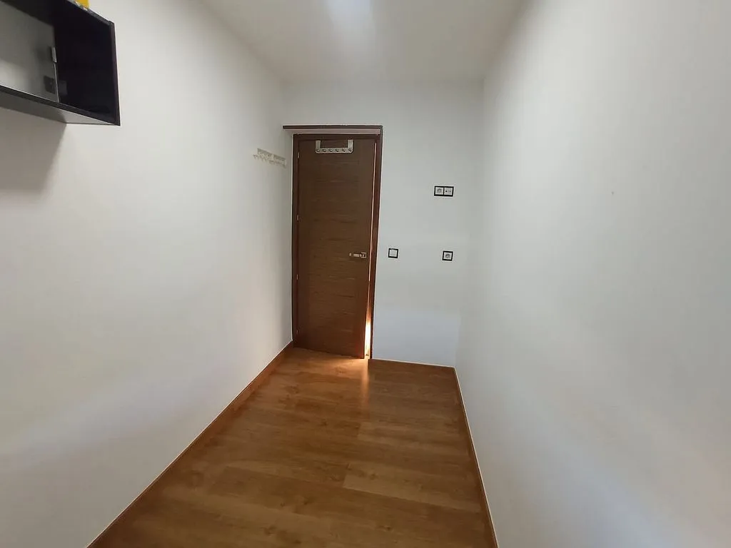 Entrée - Reformed Flat with Terraces in San Nicasio