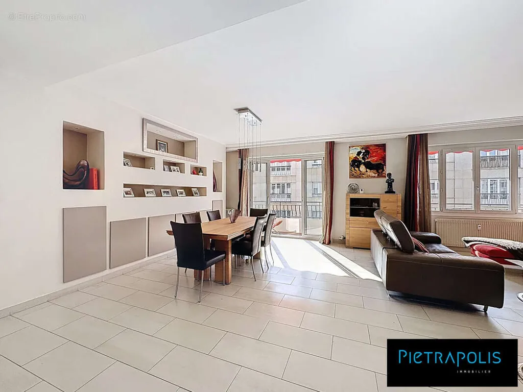 Söögituba - Apartment with Balcony in Lyon 6th