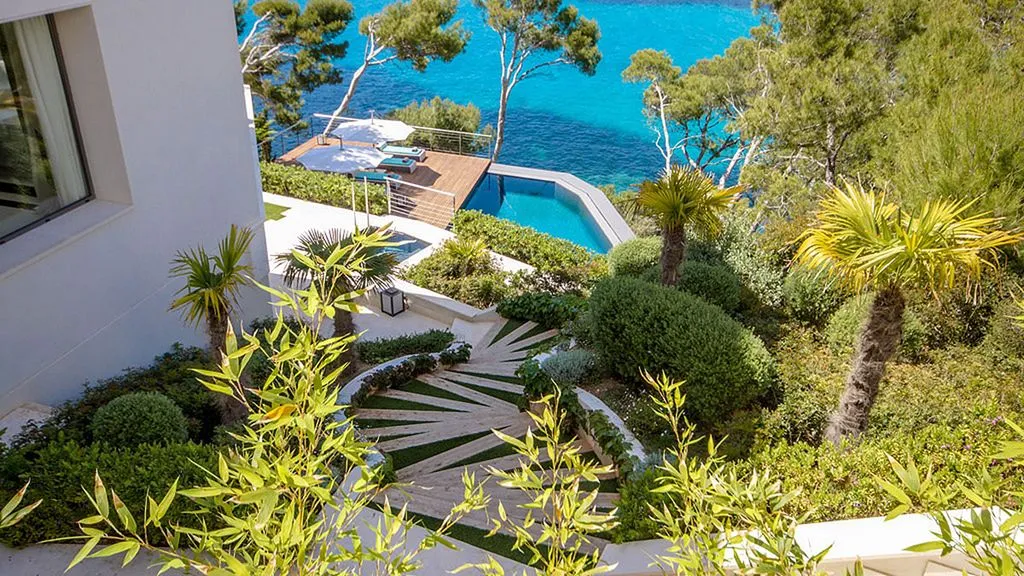 Piscine - Luxury Villa with Sea Views in Camp de Mar