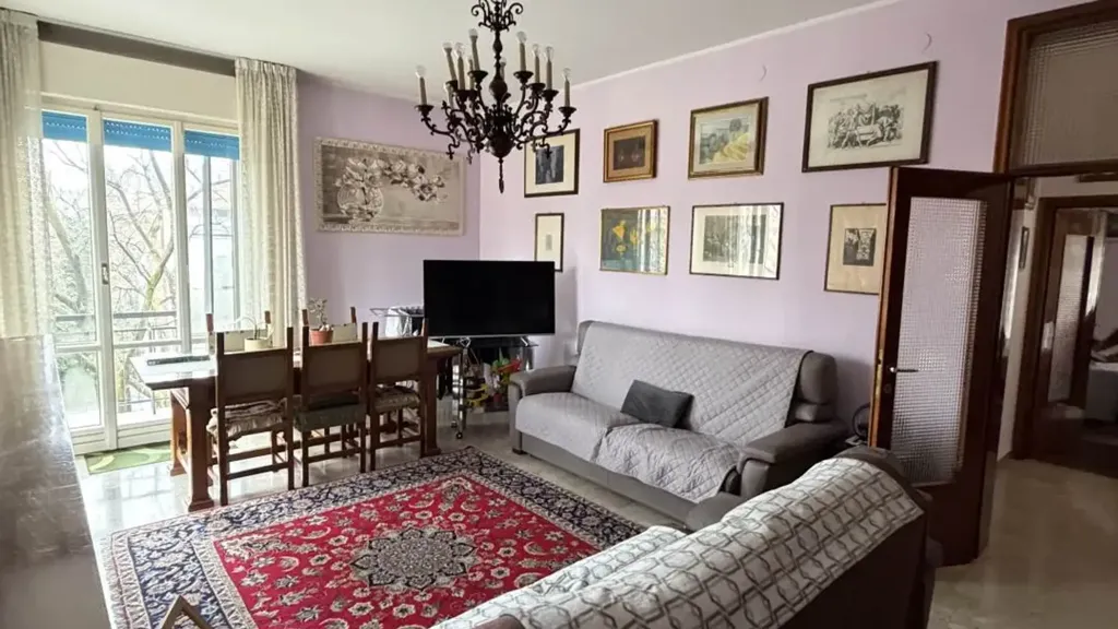 Appartement 4 pièces à IT
