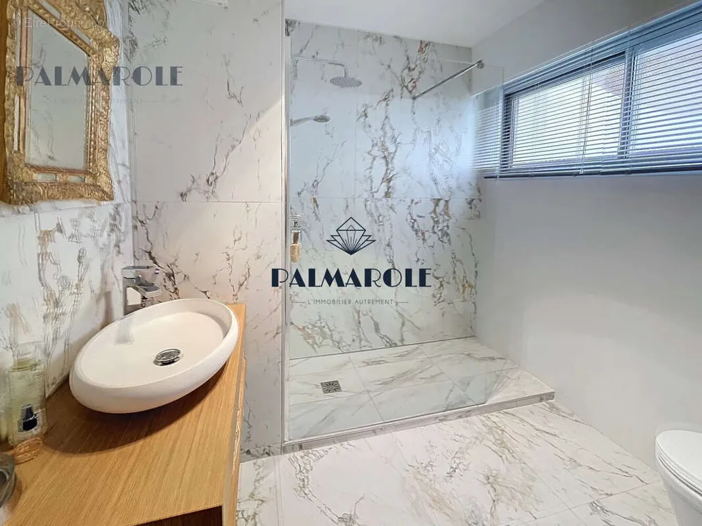 Salles de bain - Appartement T3 Traversant avec Terrasse à Perpignan