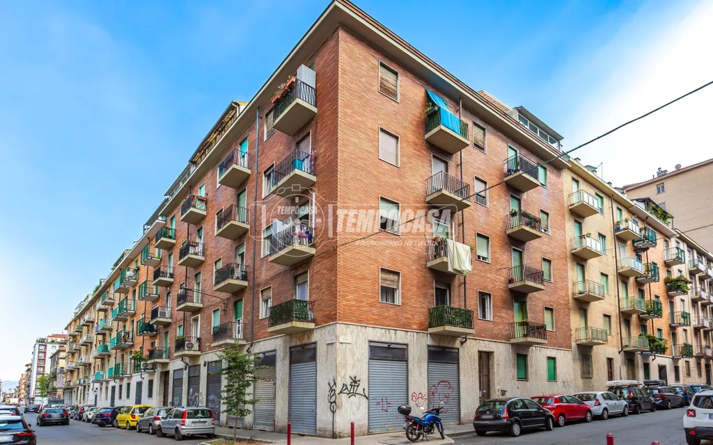Esterno - Trilocale with Balcony in Torino
