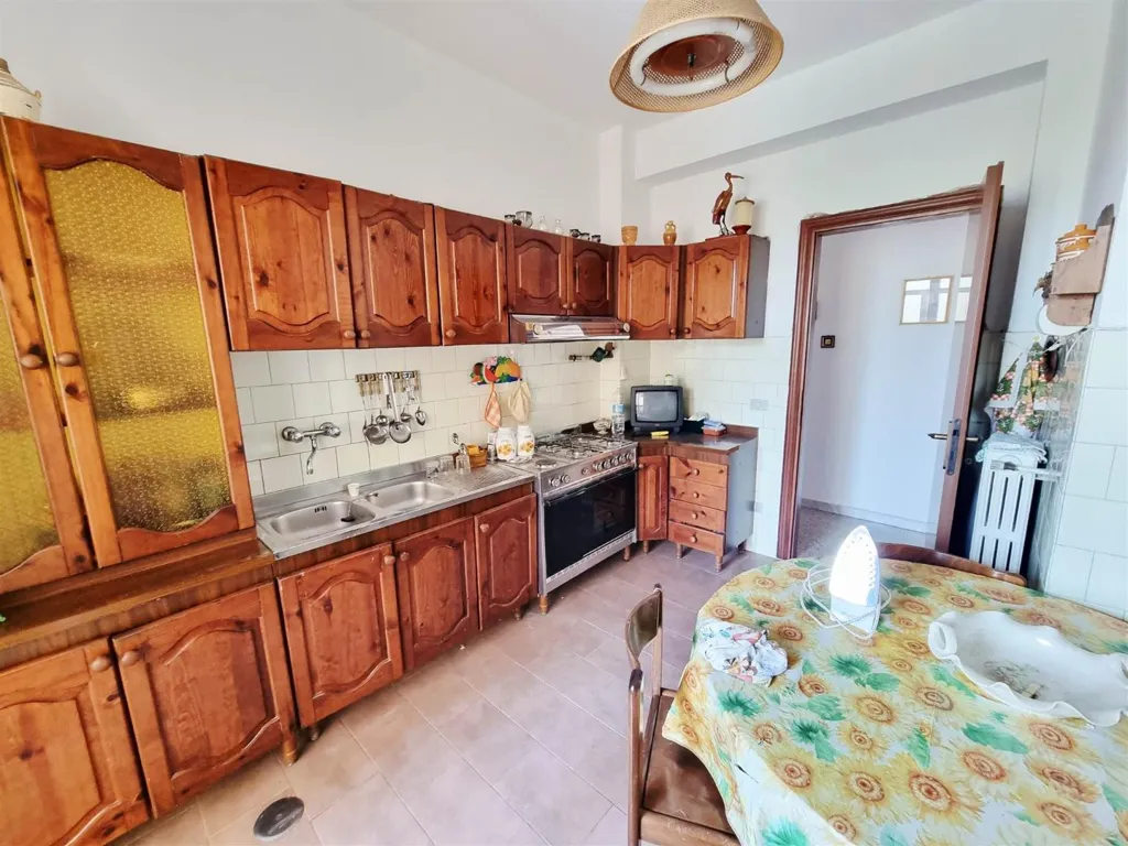 Köök - Apartment with Balcony in Central Montefalcione