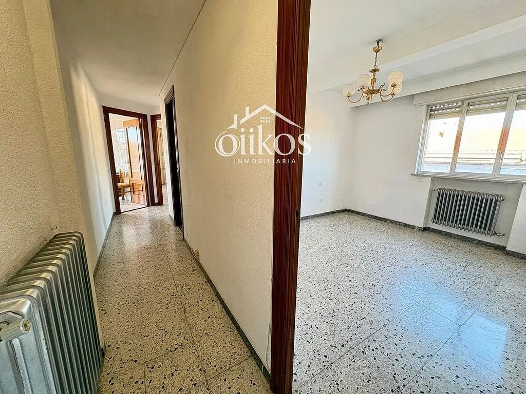 Entrée - Penthouse with Large Terrace in Barrio Vidal