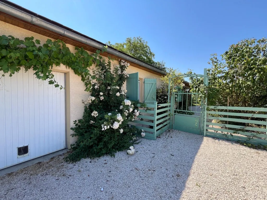Extérieur - Villa avec Jardin et Parking à Salornay-sur-Guye