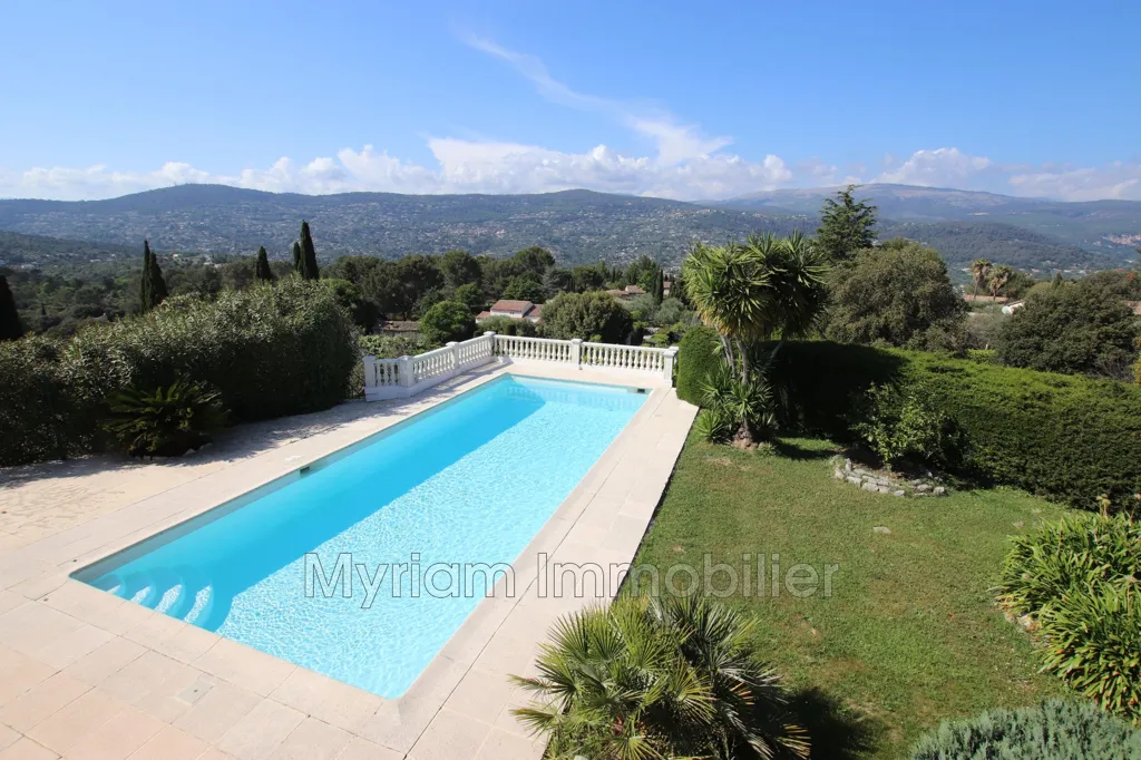Piscina - Charming Villa with Pool in Peymeinade
