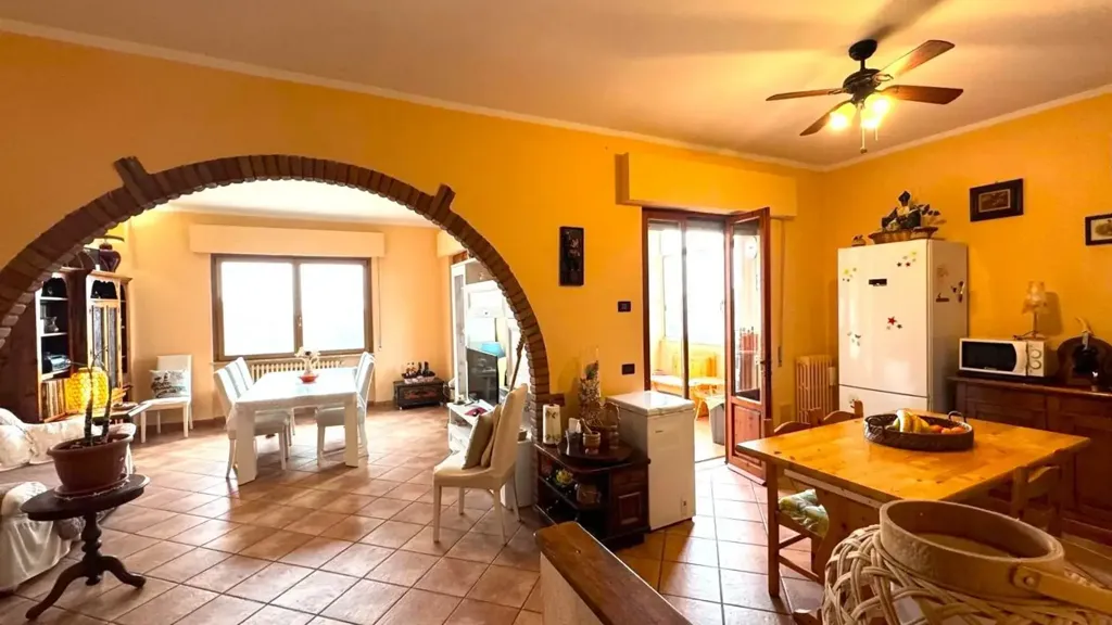 Salle à manger - Sea View Apartment with Terrace in Rosignano Marittimo